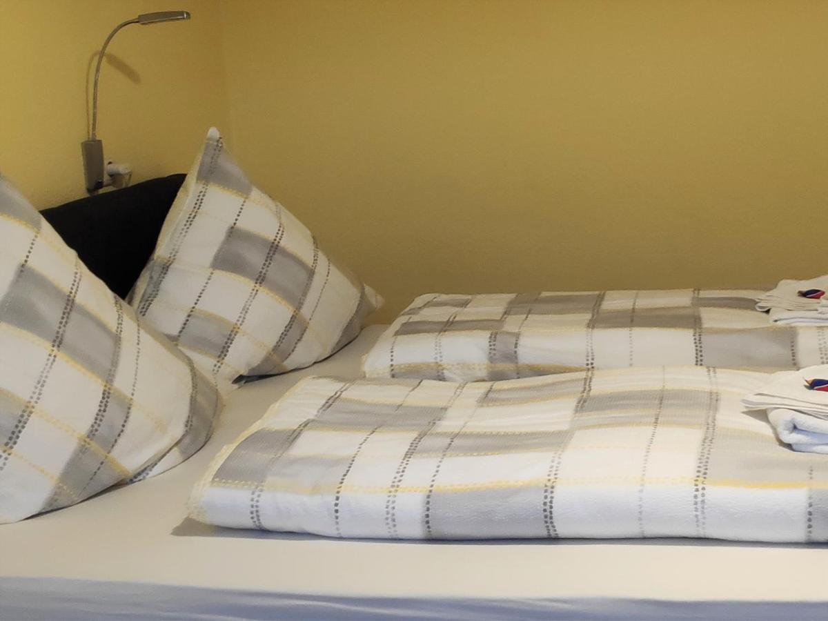 Ferienwohnung Zollner Burg  Bagian luar foto
