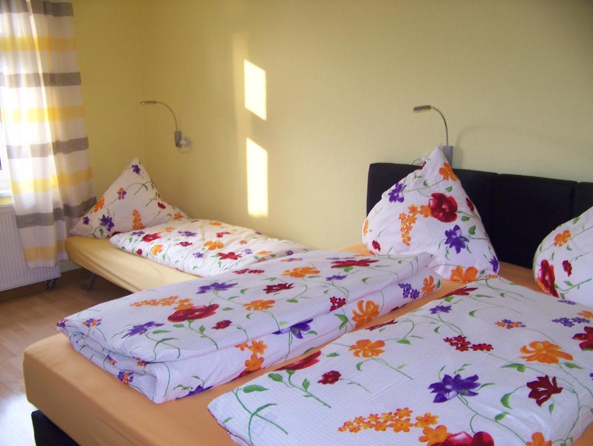 Ferienwohnung Zollner Burg  Bagian luar foto